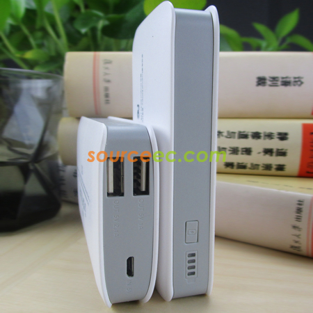 Customization Large-Capacity Dual Connector ChargingTreasure Promotional Products