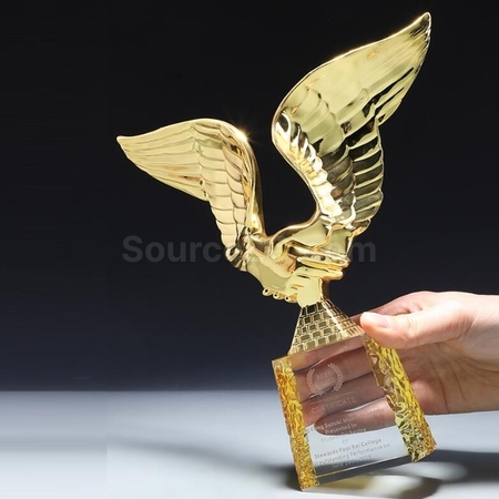Customization Cooperation And Win-Win Metal Crystal Trophy Promotional Products