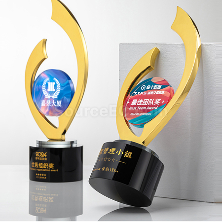 Customization Peak Crystal Award Promotional Products