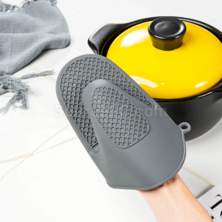 Customization Silicone insulated gloves Promotional Products