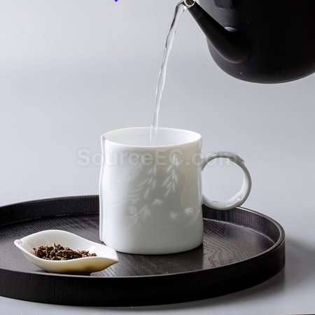 Customization Light-transmitting Ceramic Mug Promotional Products