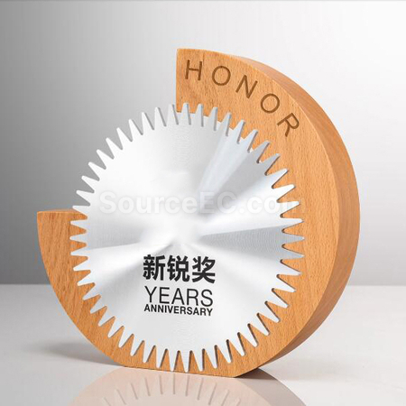 Customization Solid Wood Metal Award Promotional Products
