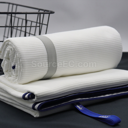 Lightweight And Thin Striped Quick-Drying Sports Towel